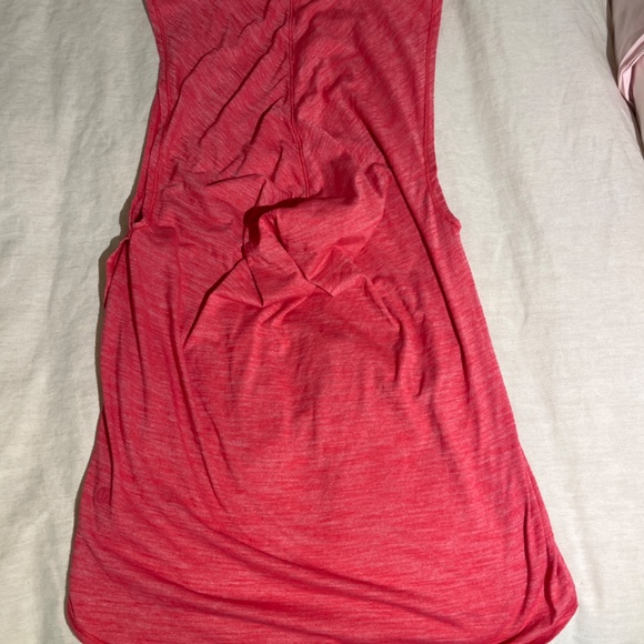 3 LULULEMON TANK TOPS BUNDLE - Picture 5 of 10